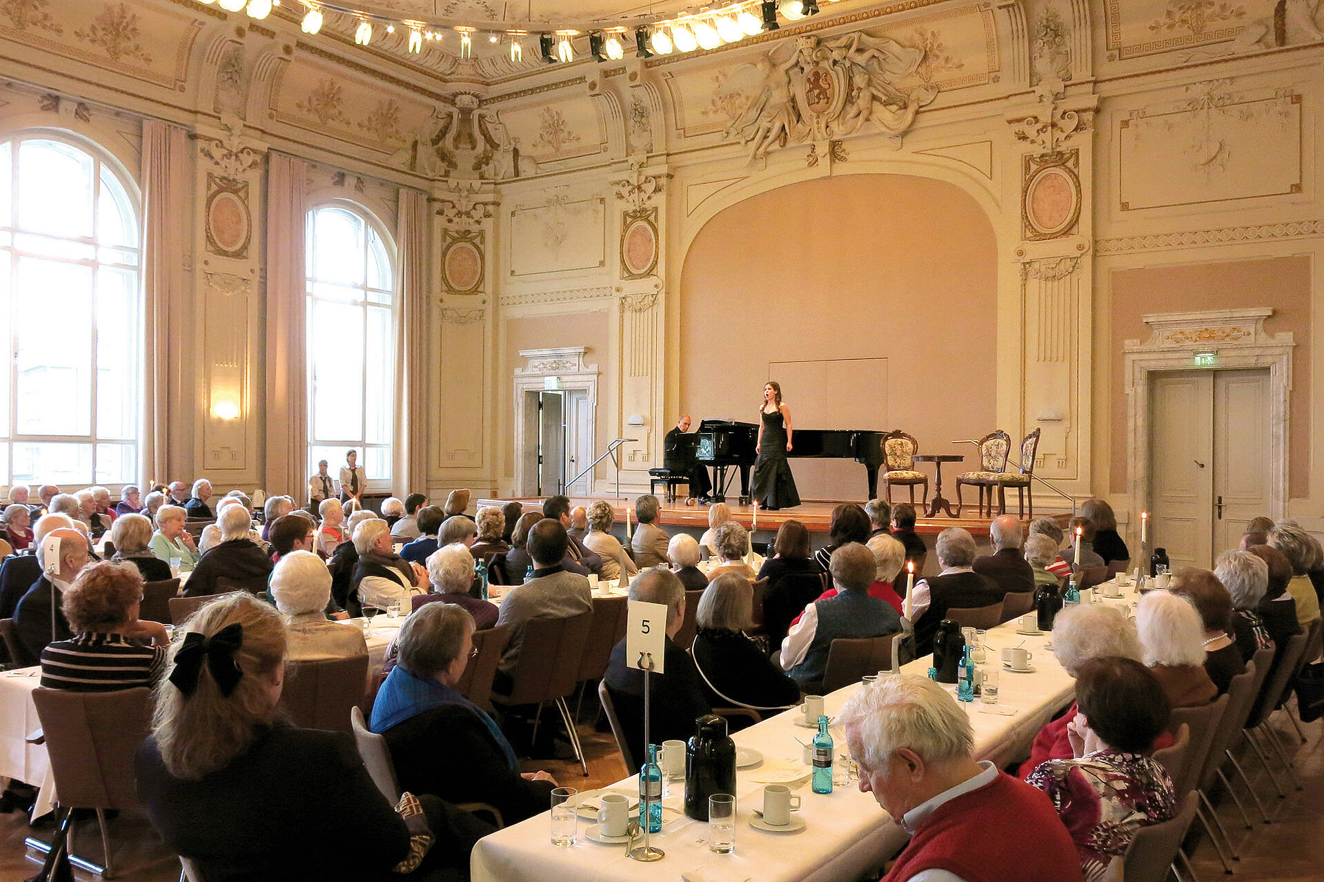 Kaffeehauskonzert im Mendelssohn Saal in der Historischen Stadthalle Wuppertal