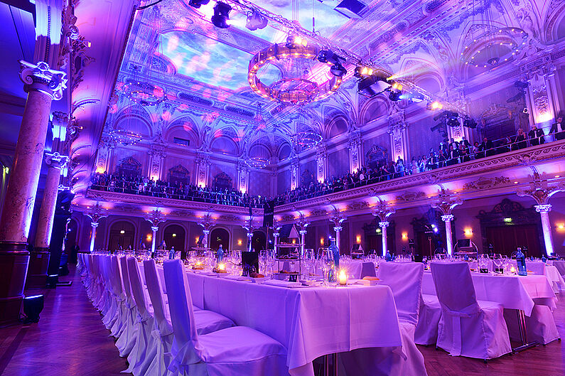Fest Gala im Großen Saal der Historischen Stadthalle Wuppertal