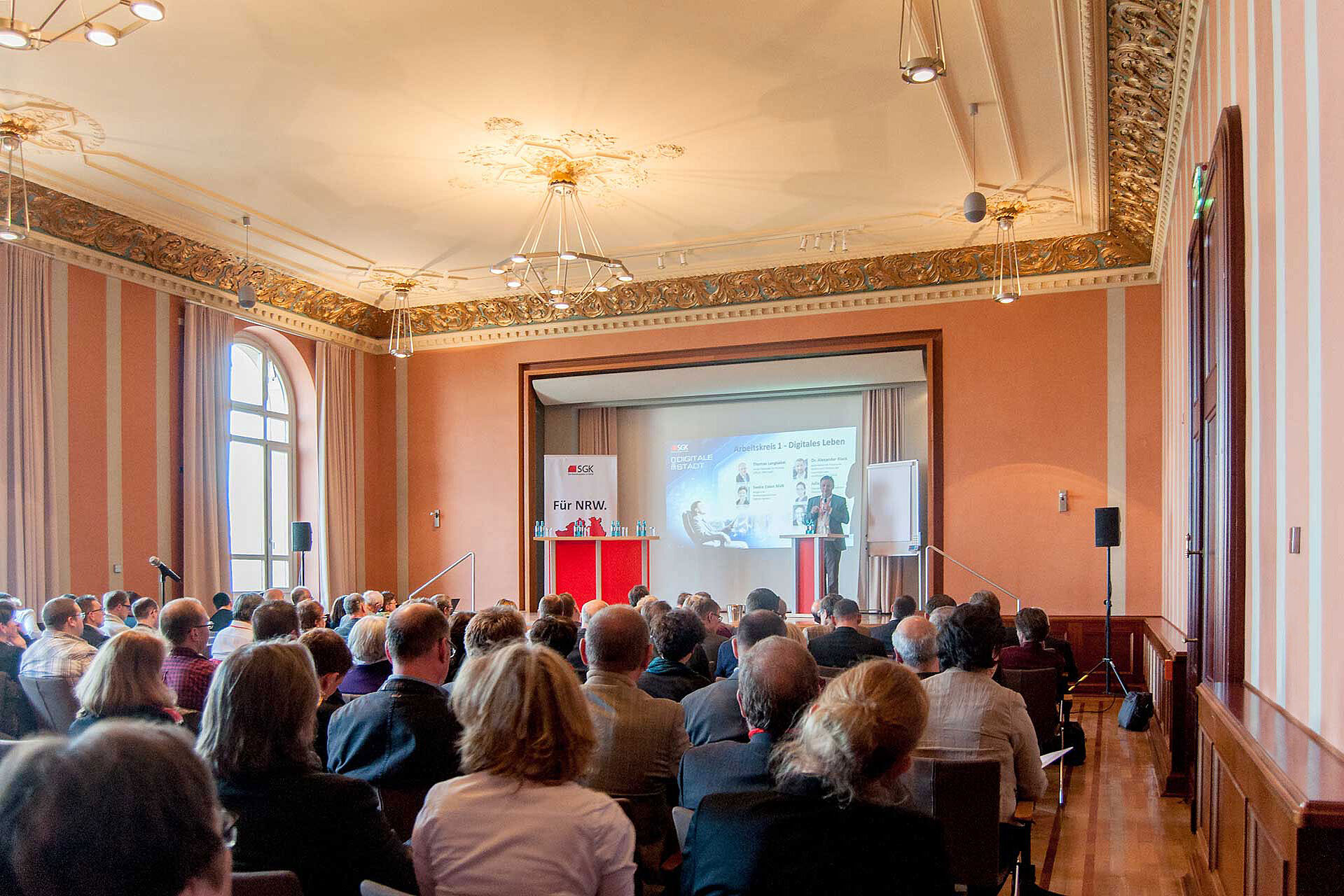 Kongress Tagung im Mahler Saal der Historischen Stadthalle Wuppertal